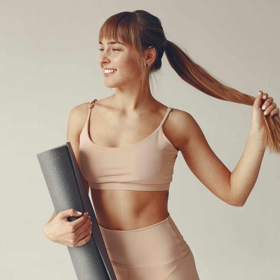 Stress und Hormone sabotieren dein Strahlen. Warum natürliche Hautpflege wichtig ist?